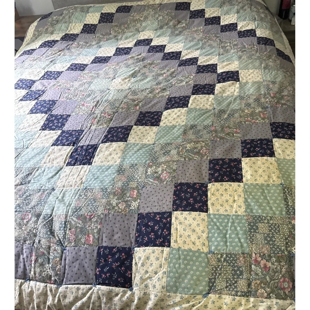 Vintage Calico Patchwork Quilt 75
